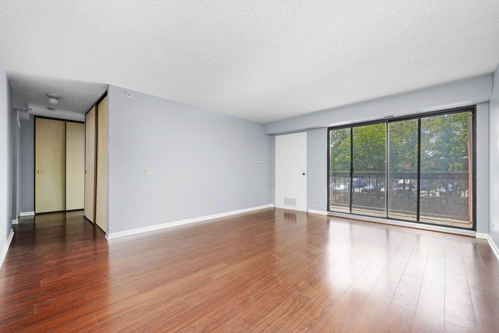 1800 Huntington Boulevard Unit: 208
