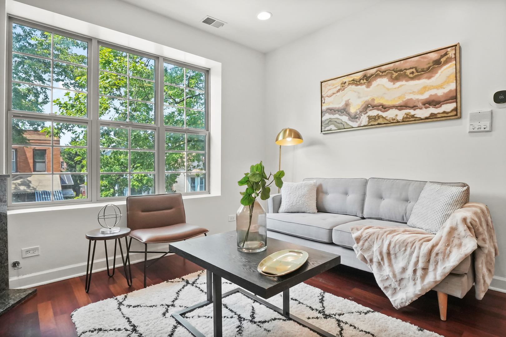 3901 N TROY Street Unit: 2