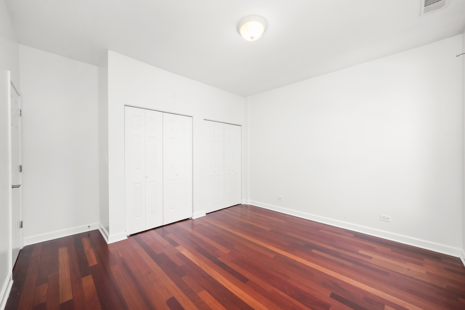 3901 N TROY Street Unit: 2