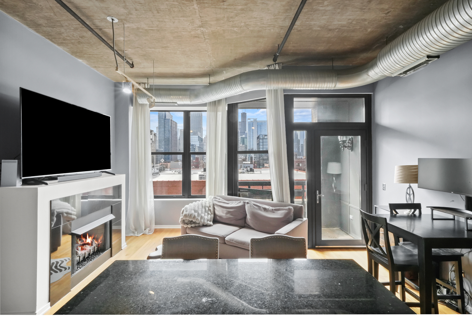 849 N FRANKLIN Street Unit: 920