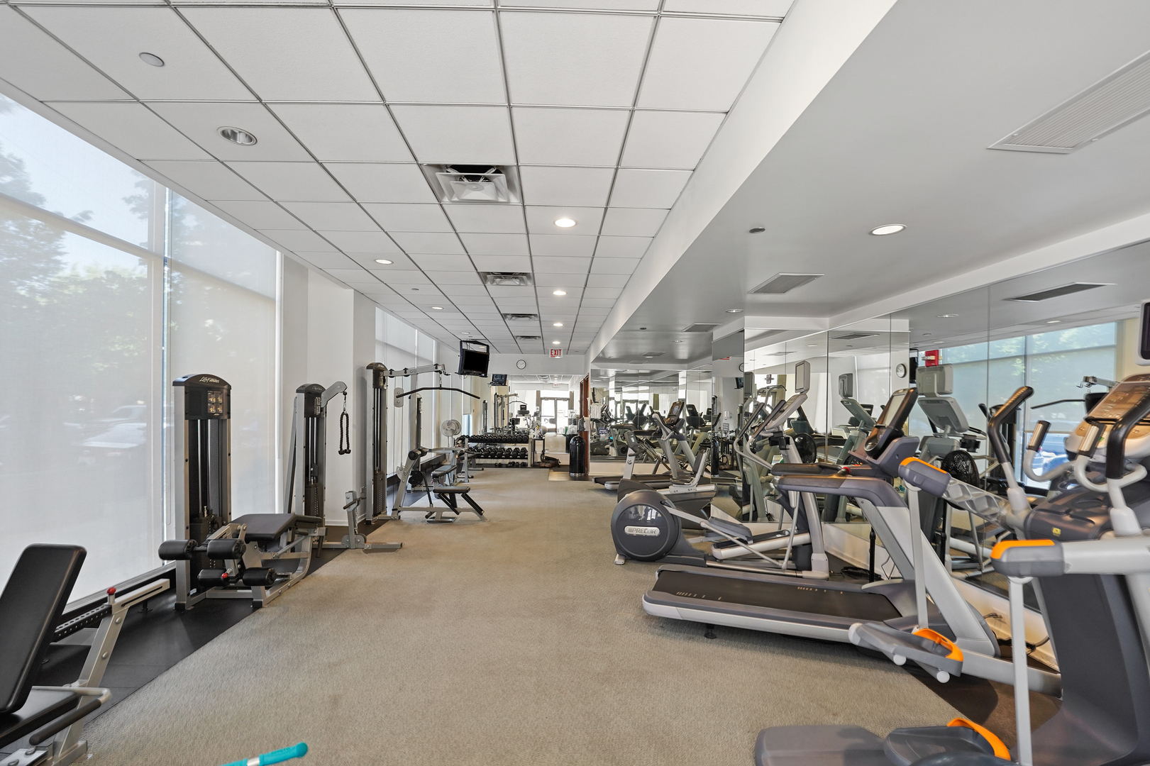 849 N FRANKLIN Street Unit: 920