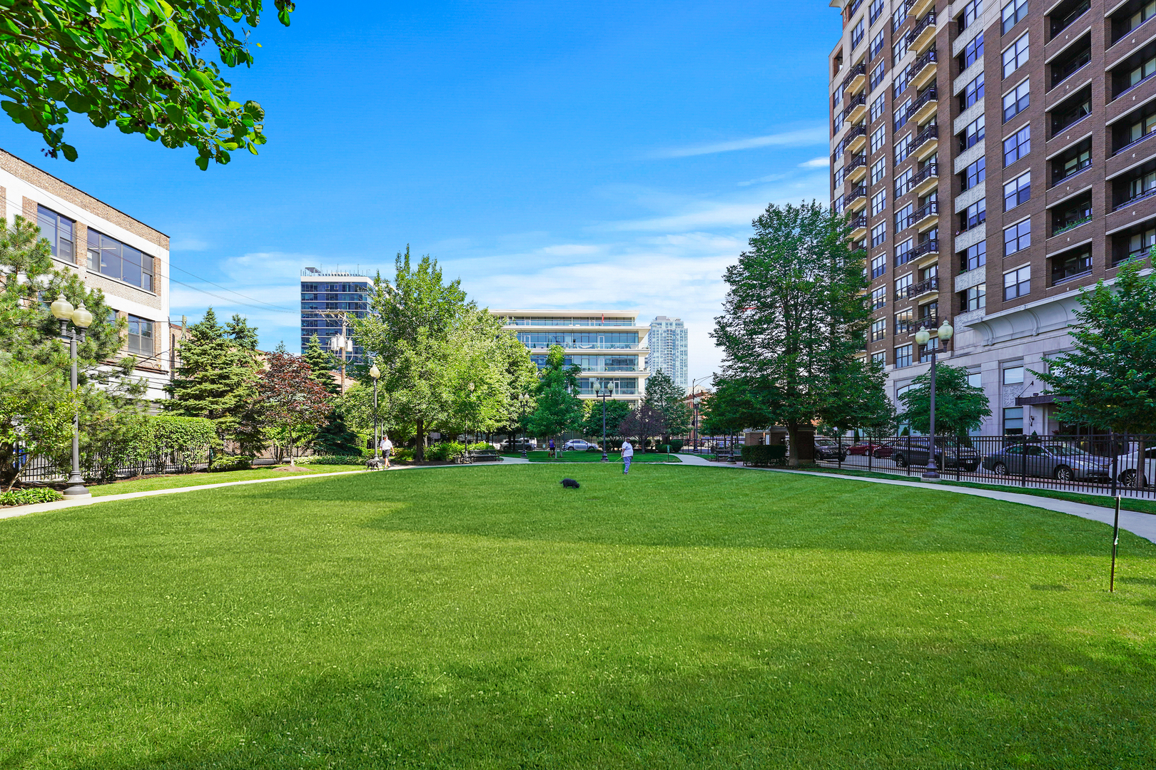 849 N FRANKLIN Street Unit: 920