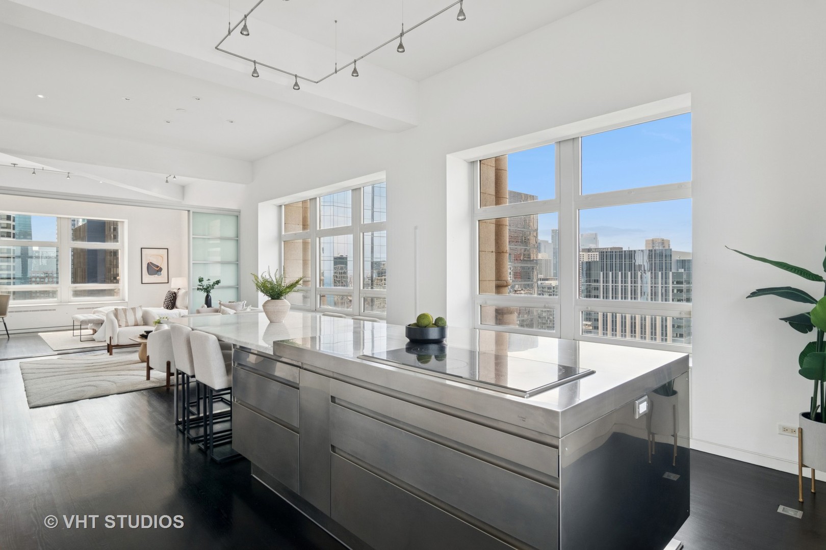 680 N Lake Shore Drive Unit: 2800