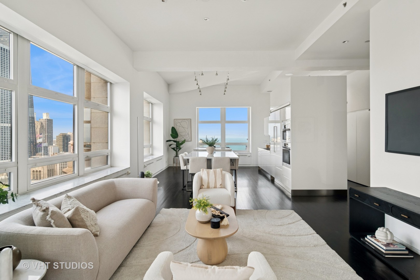 680 N Lake Shore Drive Unit: 2800