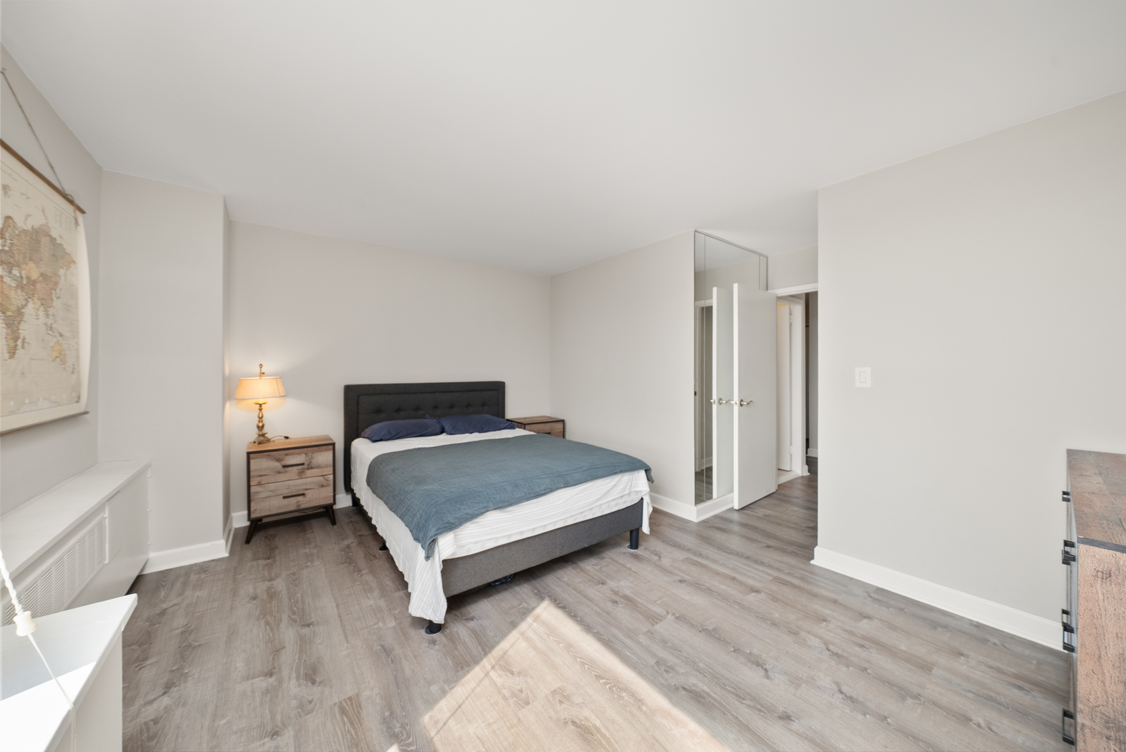 1355 N Sandburg Terrace Unit: 1101D