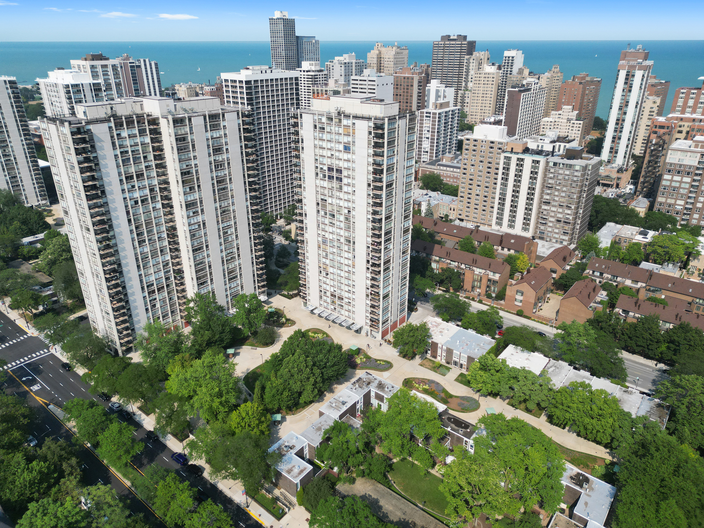 1355 N Sandburg Terrace Unit: 1101D