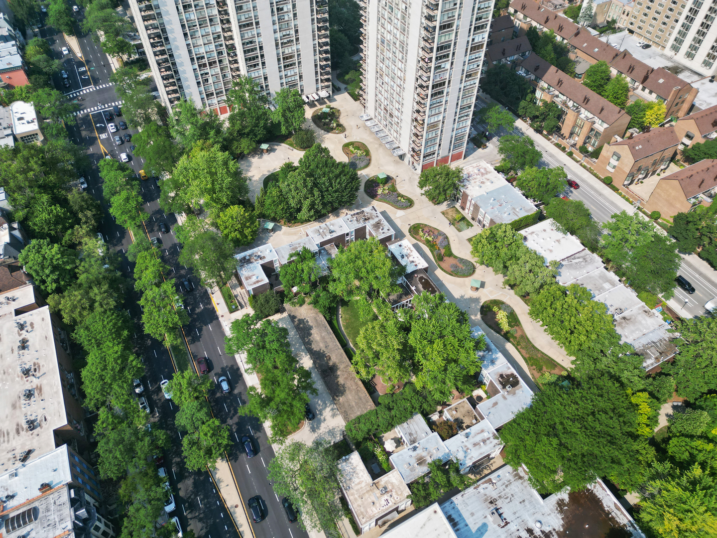 1355 N Sandburg Terrace Unit: 1101D