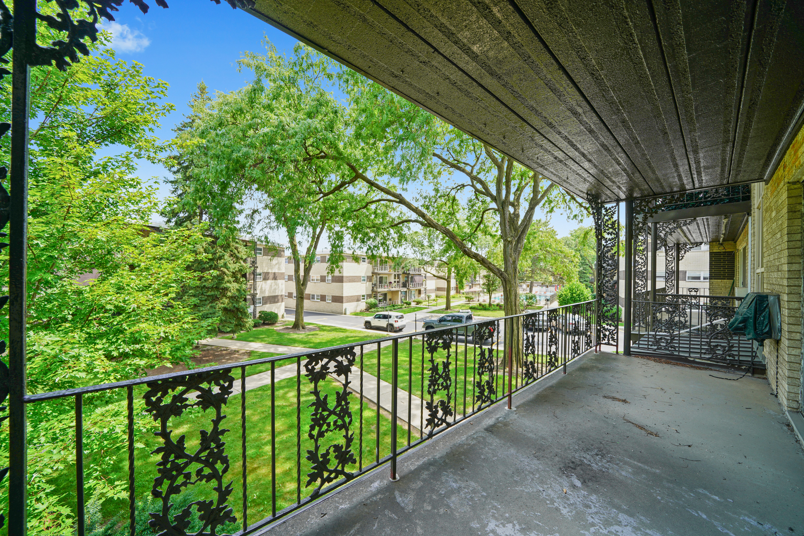 915 8th Avenue Unit: 4