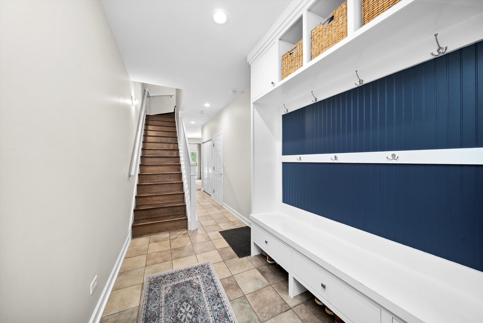 2008 S Calumet Avenue Unit: H