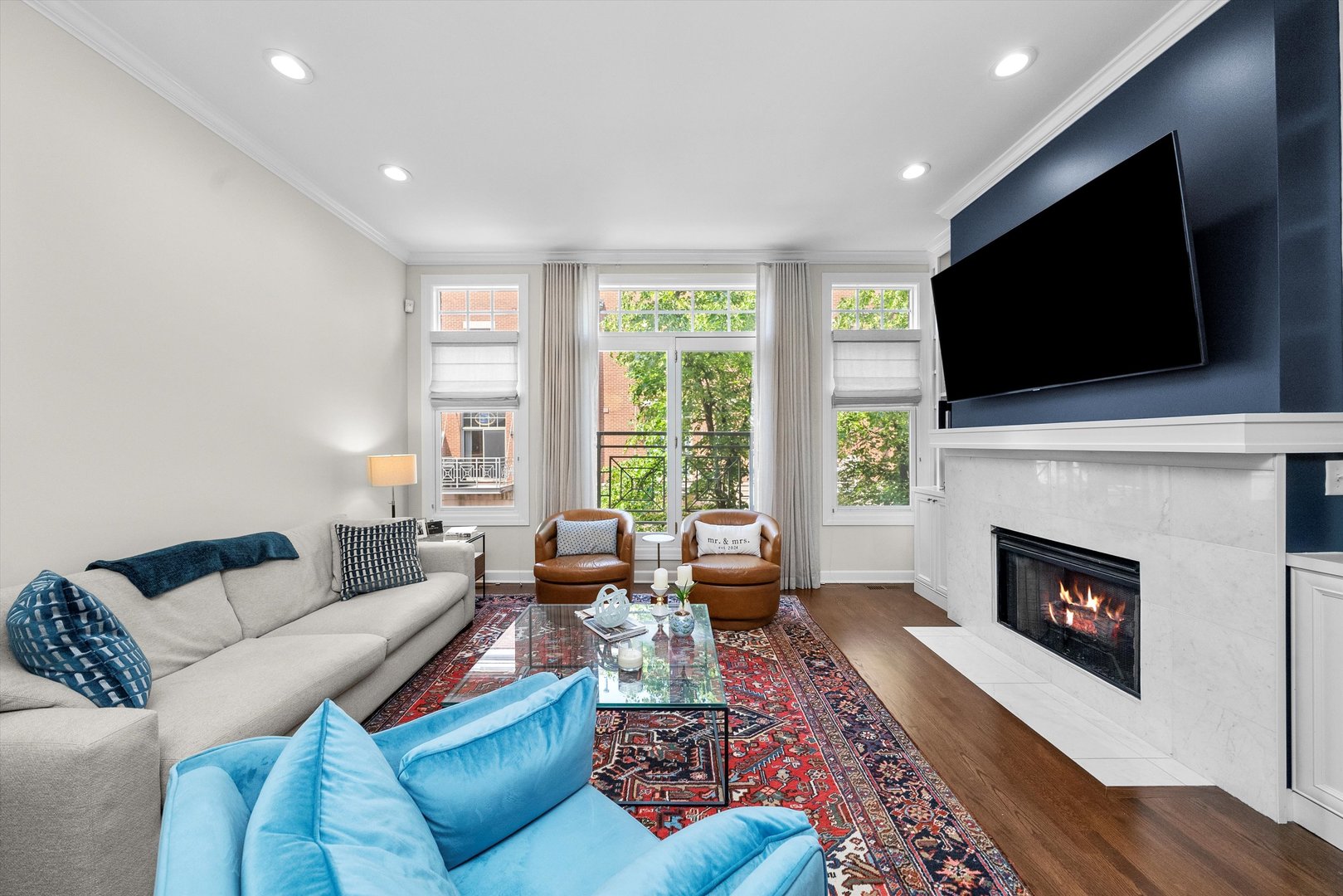 2008 S Calumet Avenue Unit: H