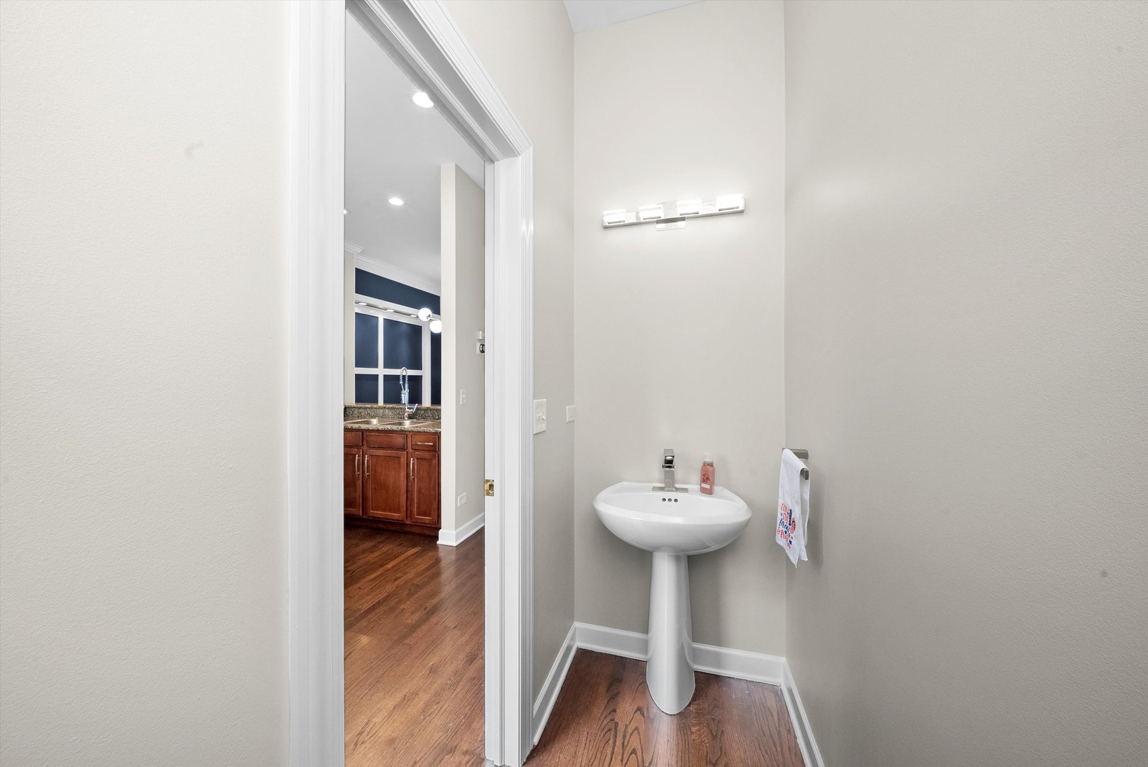 2008 S Calumet Avenue Unit: H