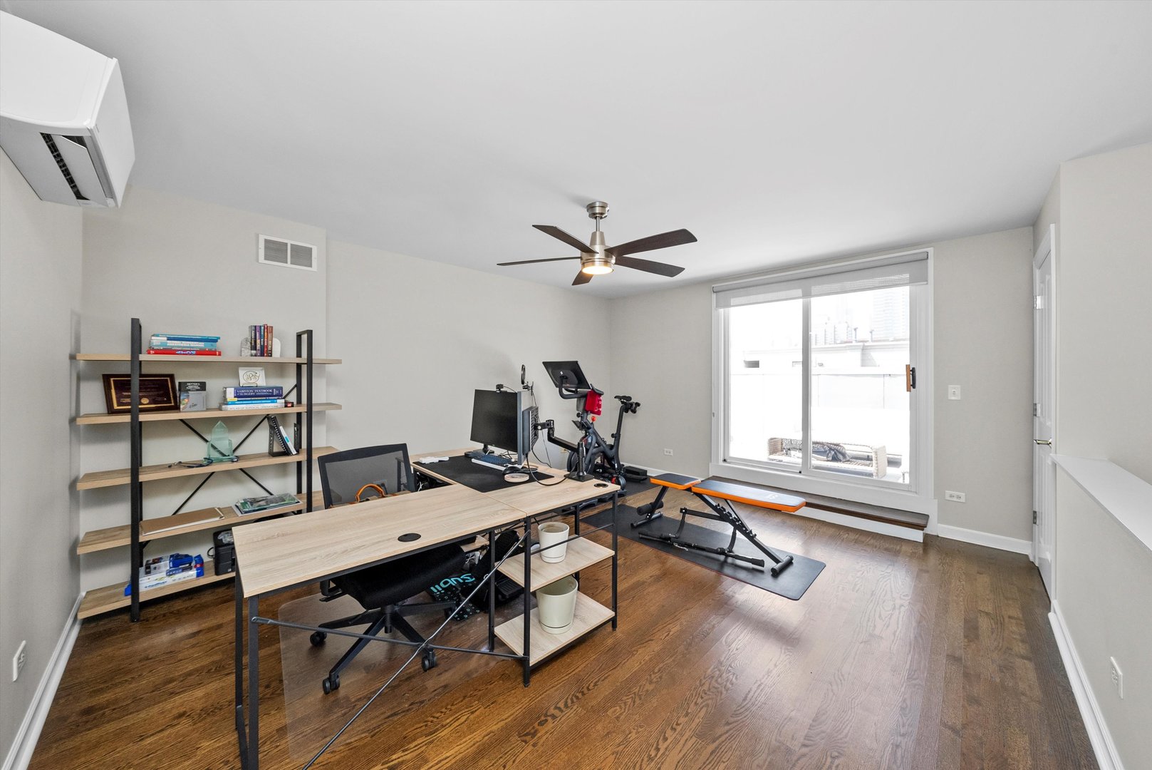 2008 S Calumet Avenue Unit: H