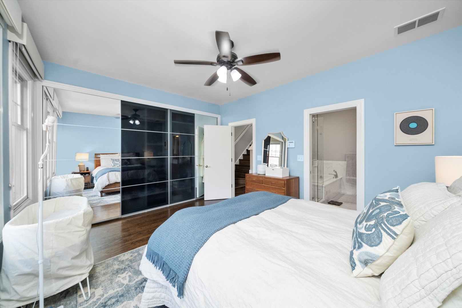 2008 S Calumet Avenue Unit: H