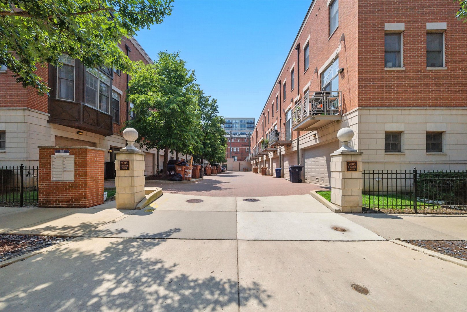 2008 S Calumet Avenue Unit: H