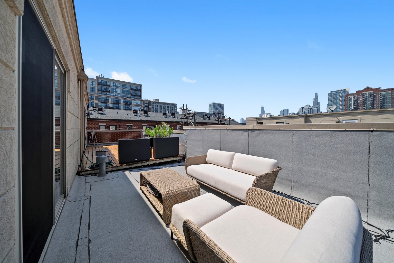 2008 S Calumet Avenue Unit: H