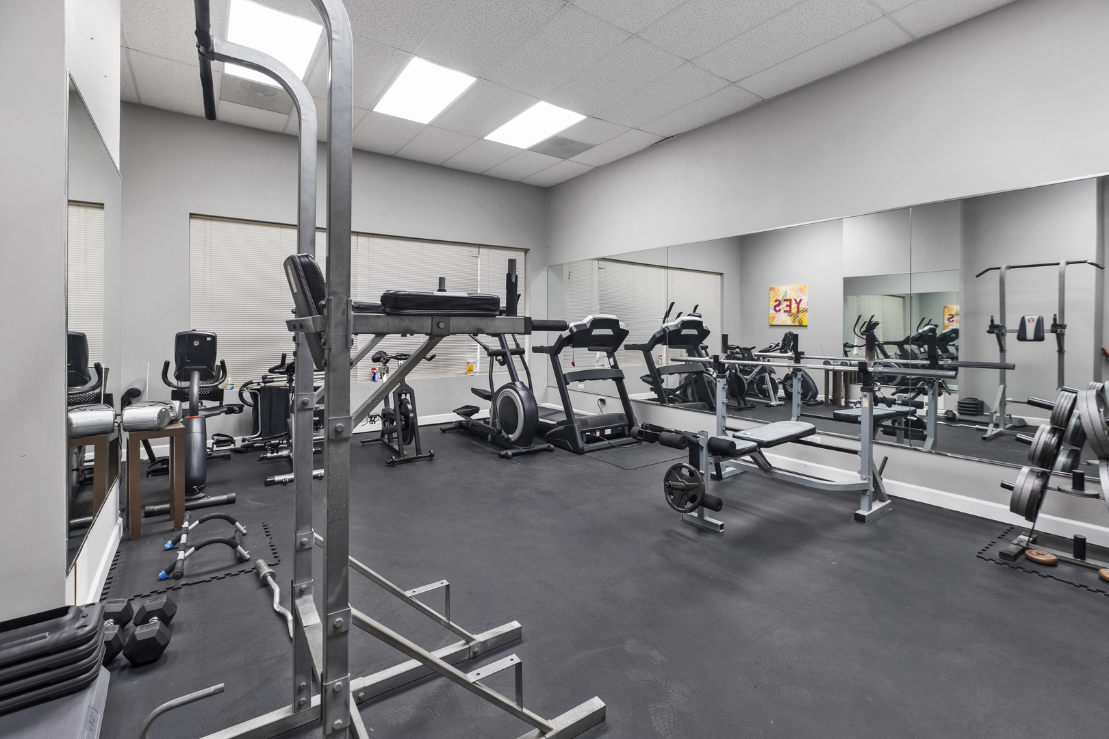 4725 N Sheridan Road Unit: 4C