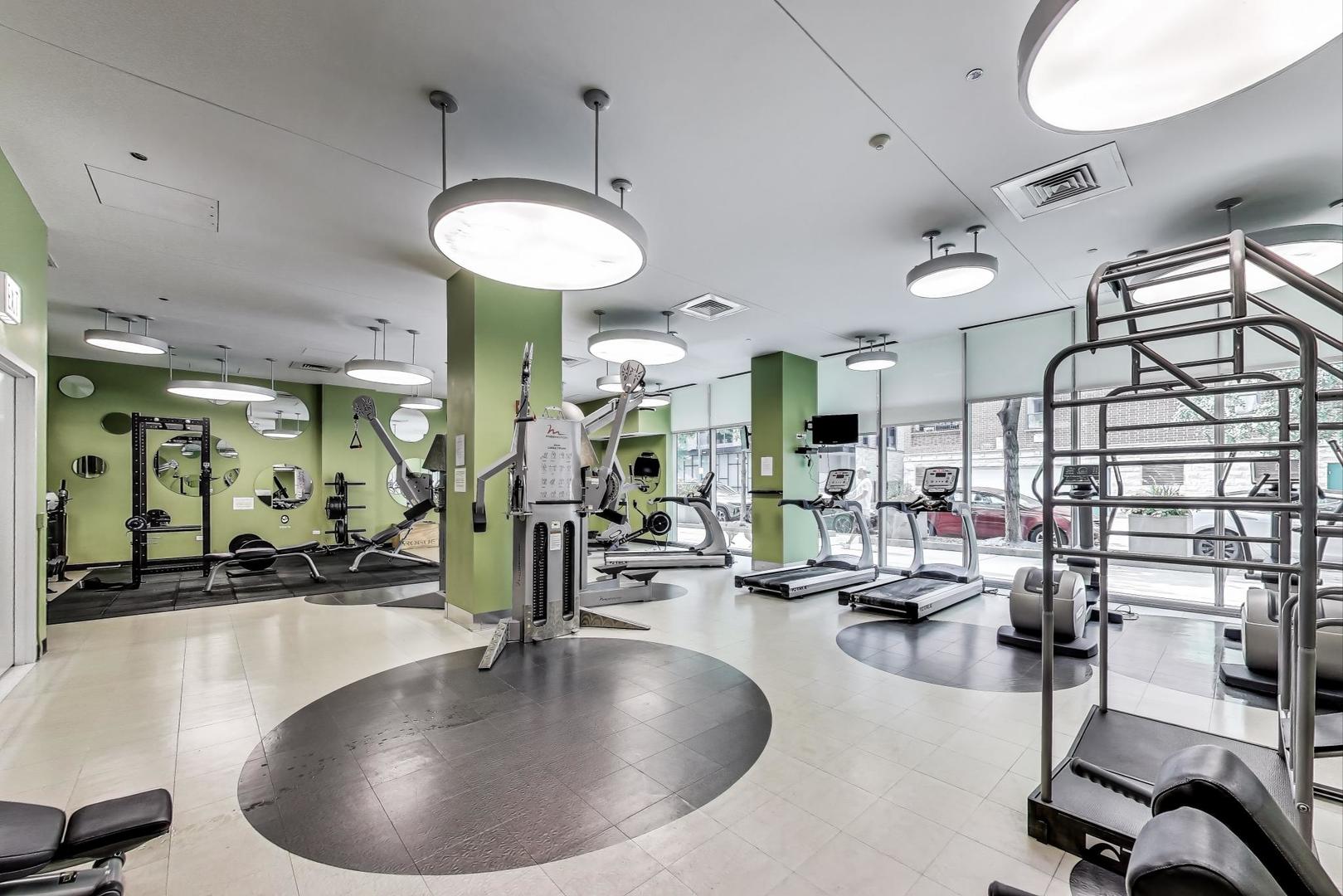 125 S Green Street Unit: 1107A