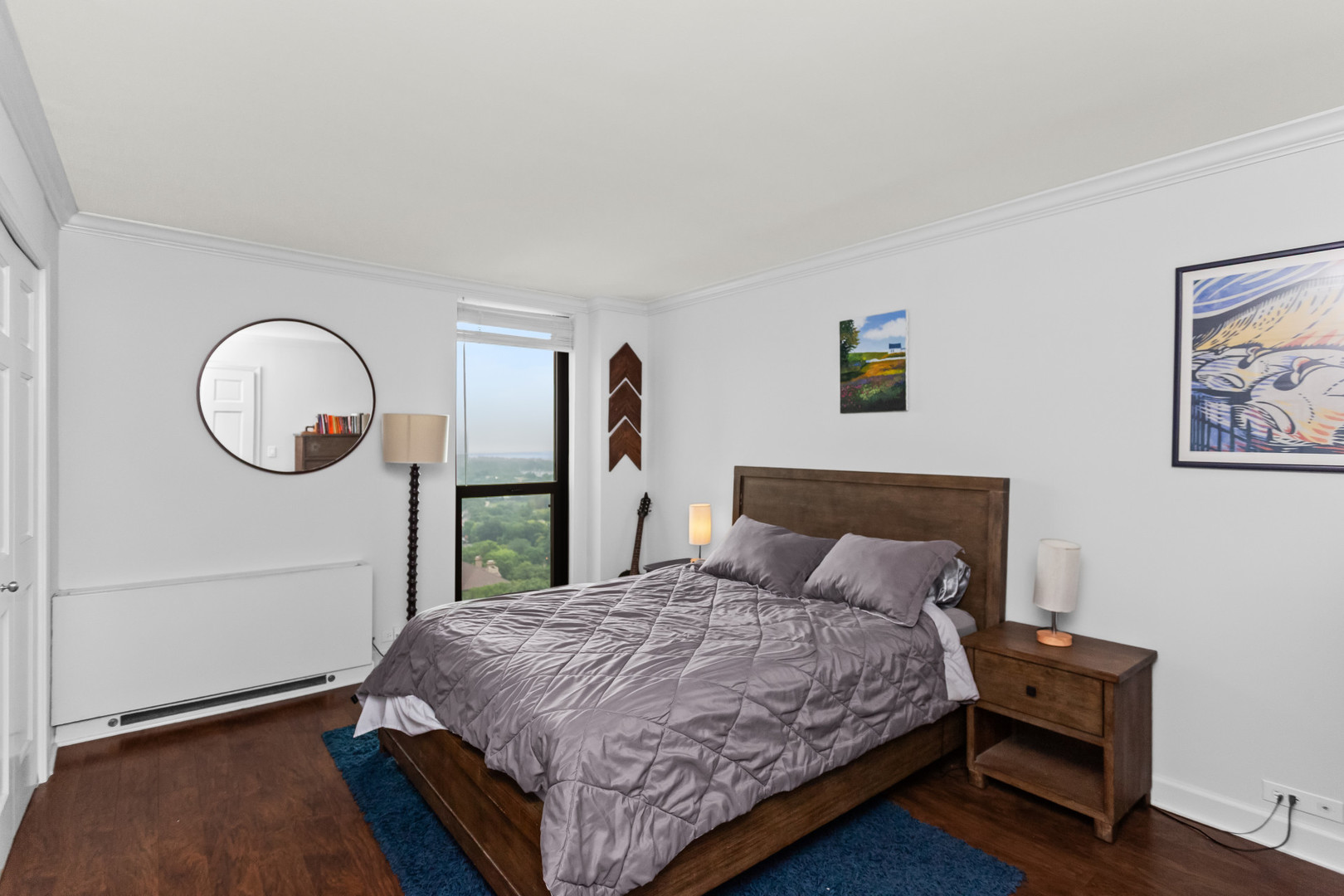 1850 N Clark Street Unit: 2702