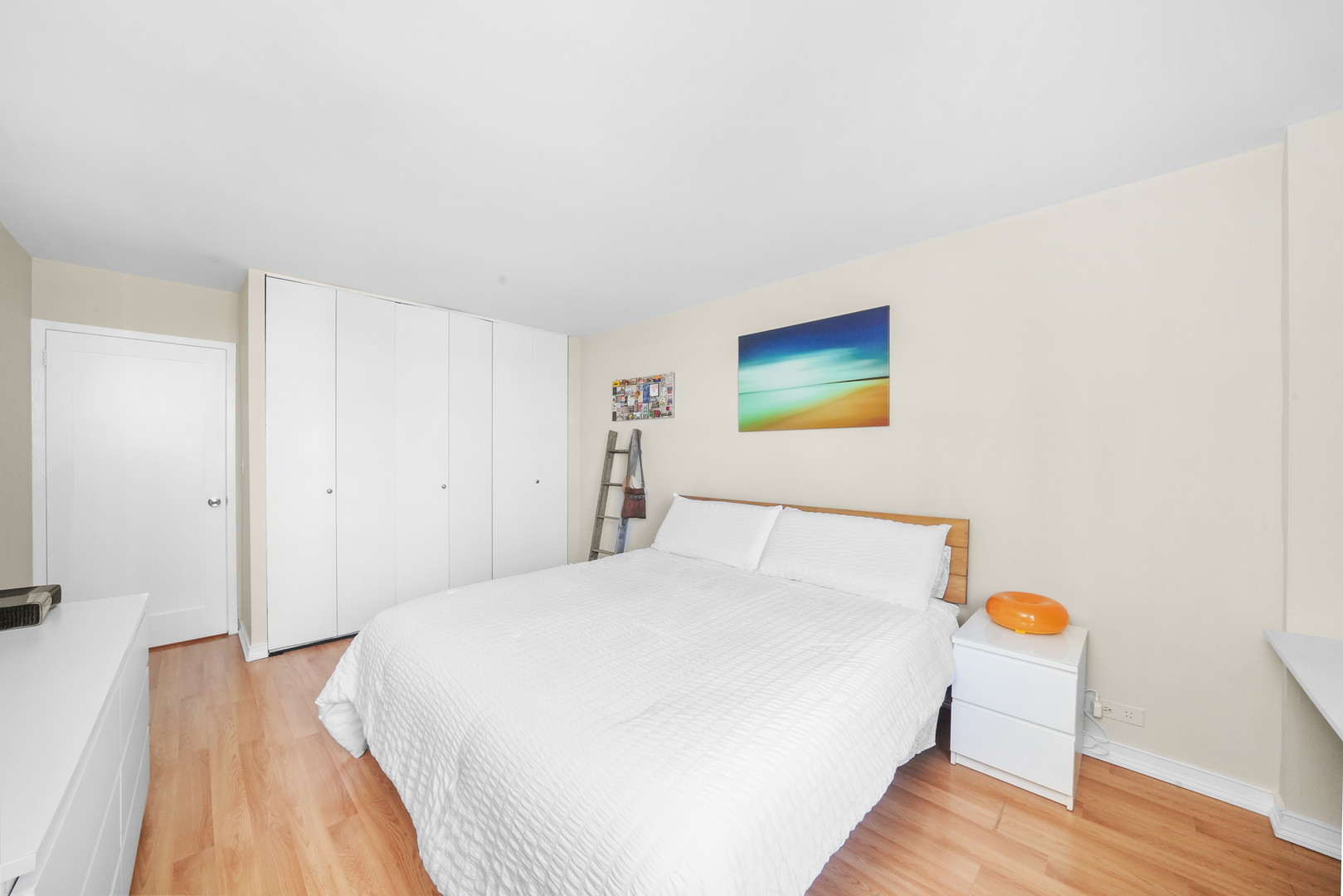 1460 N Sandburg Terrace Unit: 808A