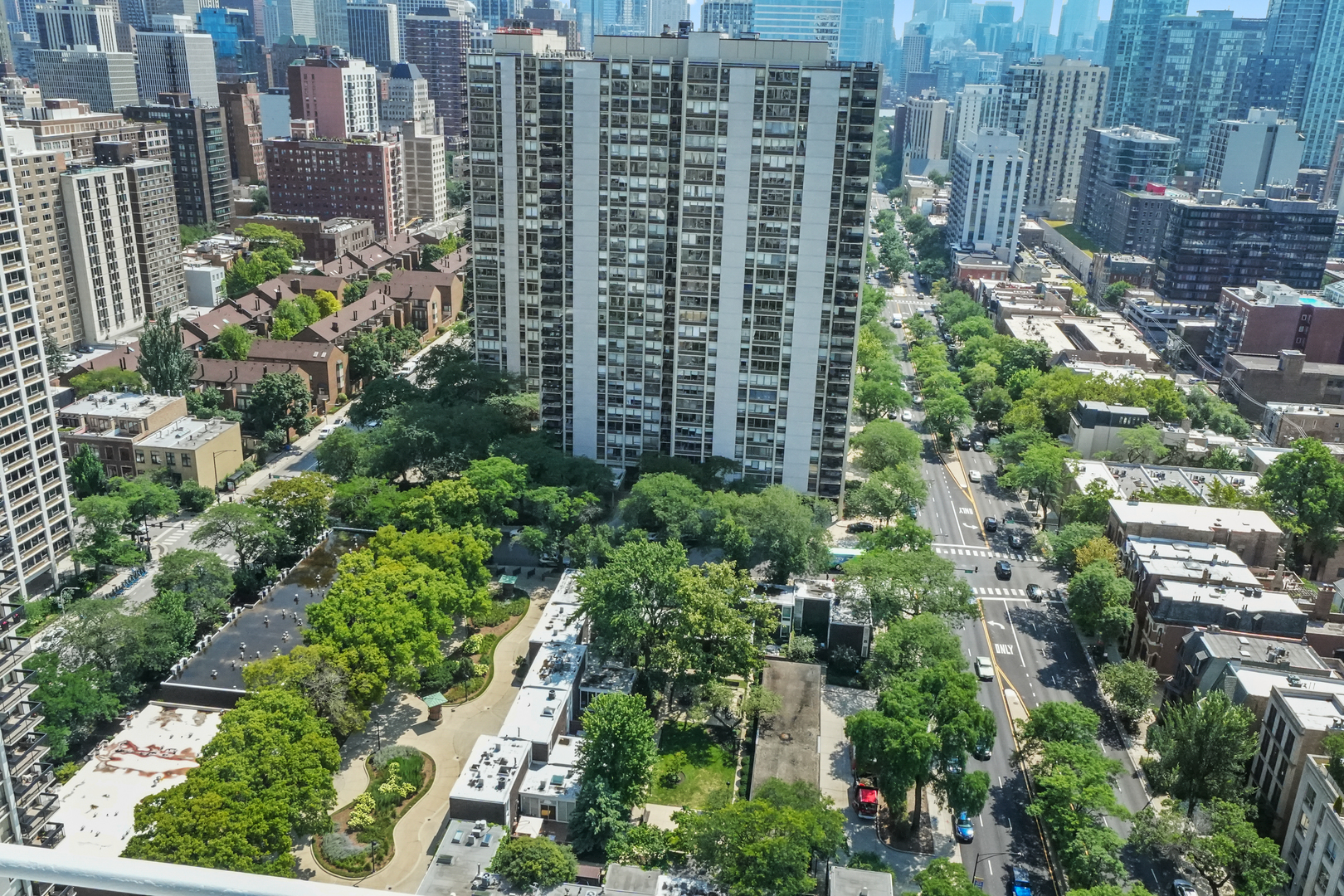 1460 N Sandburg Terrace Unit: 808A