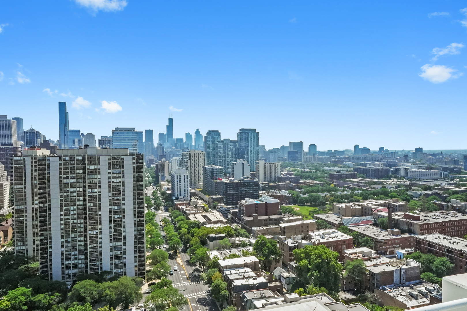 1460 N Sandburg Terrace Unit: 808A