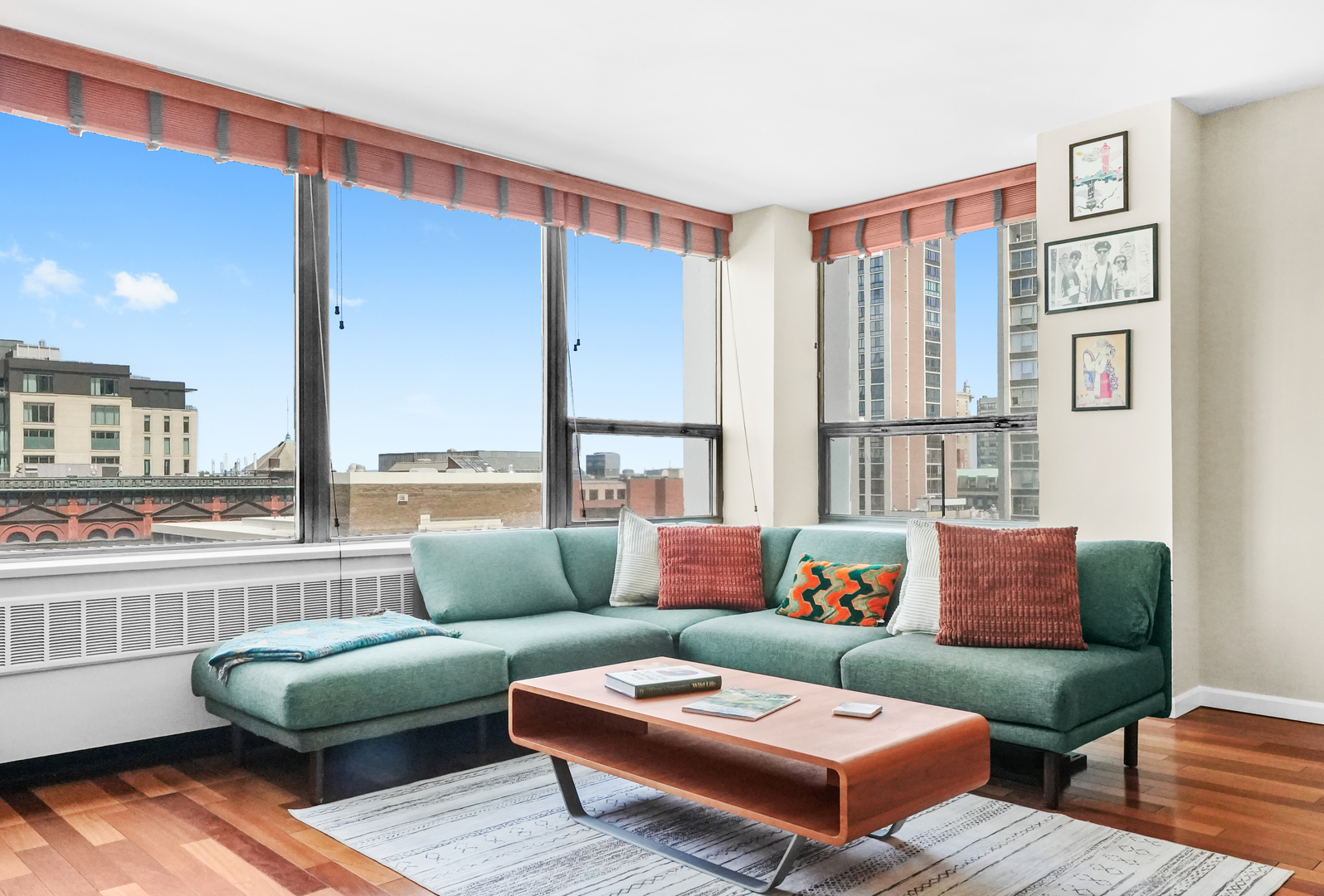 1460 N Sandburg Terrace Unit: 808A