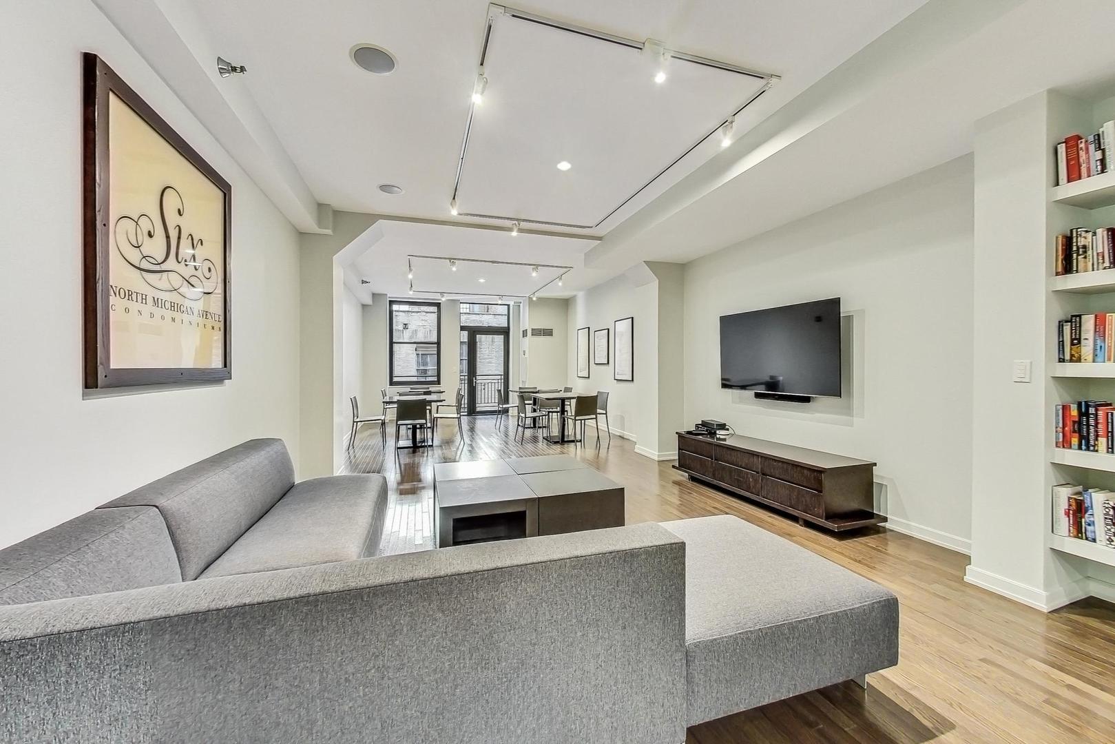 6 N Michigan Avenue Unit: 801