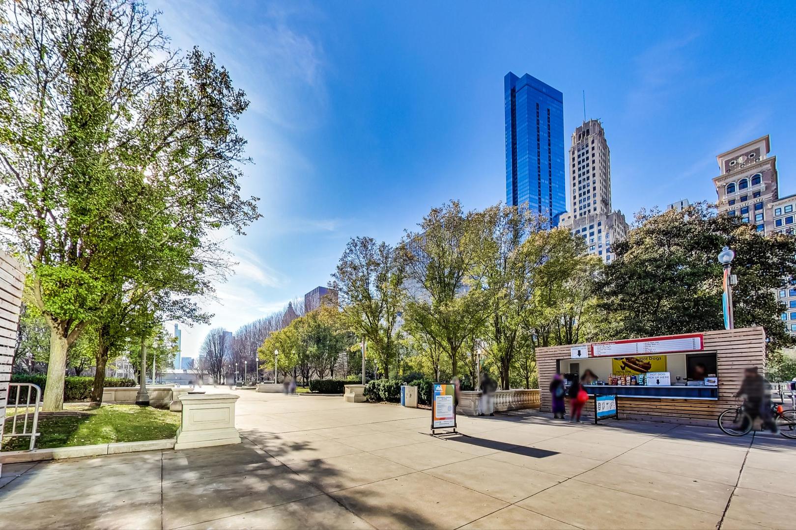 6 N Michigan Avenue Unit: 801