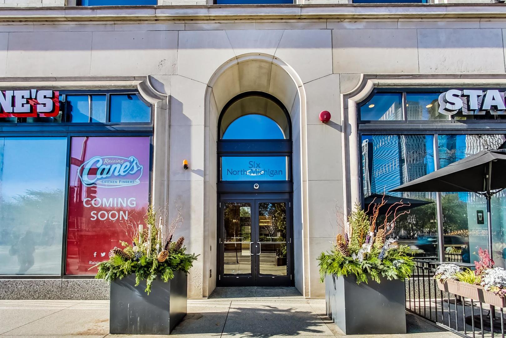 6 N Michigan Avenue Unit: 801