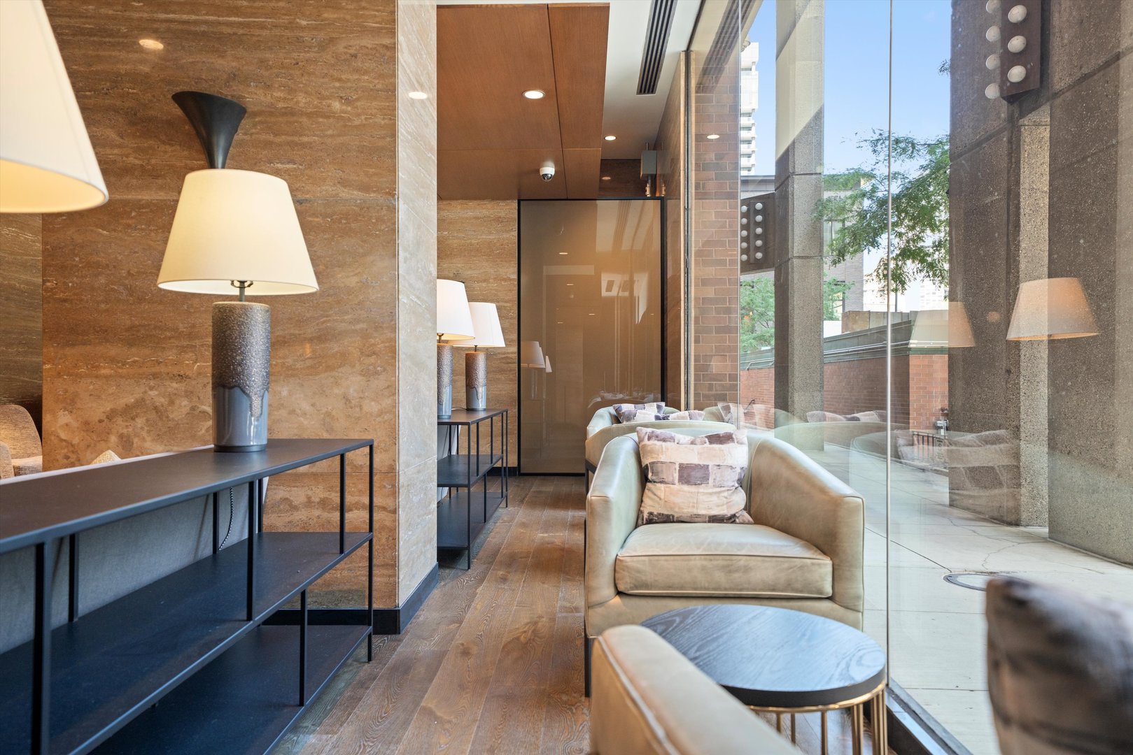 1030 N State Street Unit: 3G