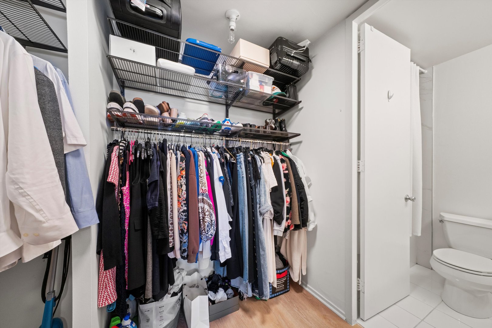 1030 N State Street Unit: 3G