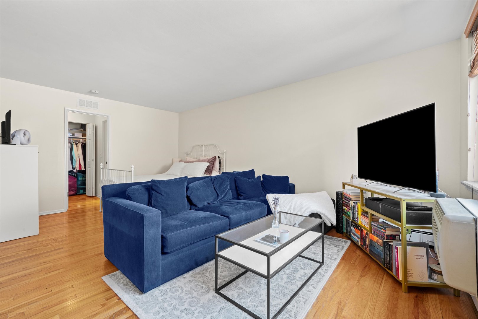 515 W Wrightwood Avenue Unit: 510