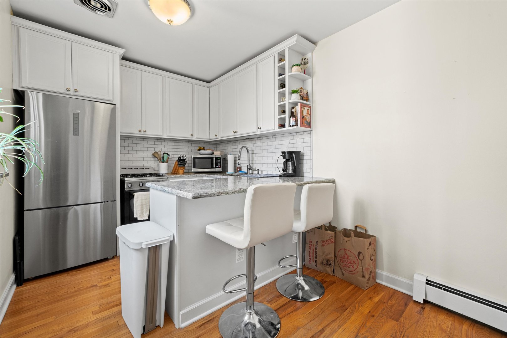 515 W Wrightwood Avenue Unit: 510