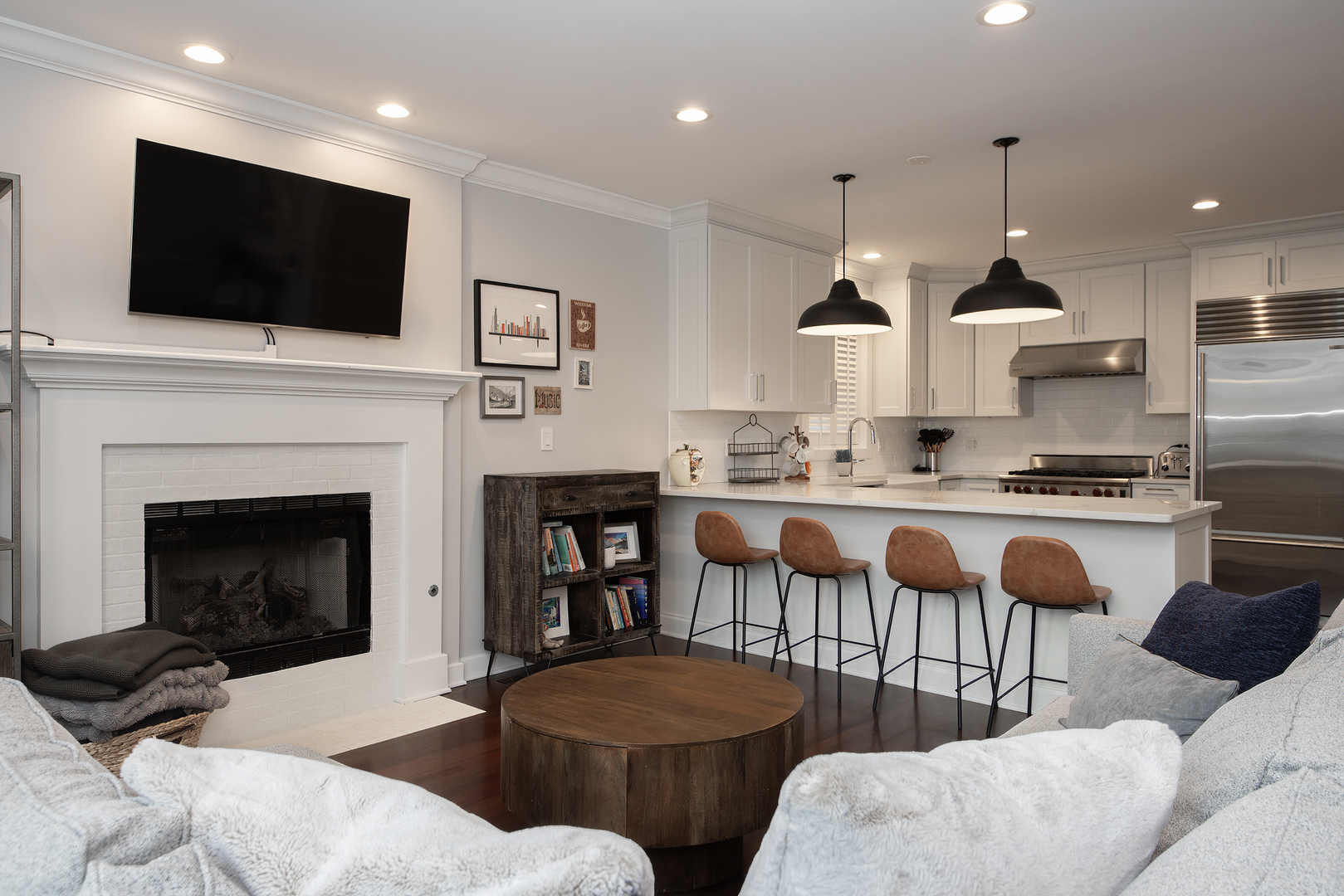 2319 W Wabansia Avenue Unit: 3