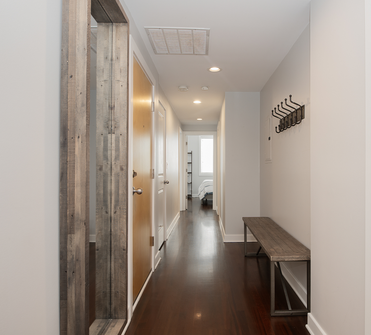 2319 W Wabansia Avenue Unit: 3