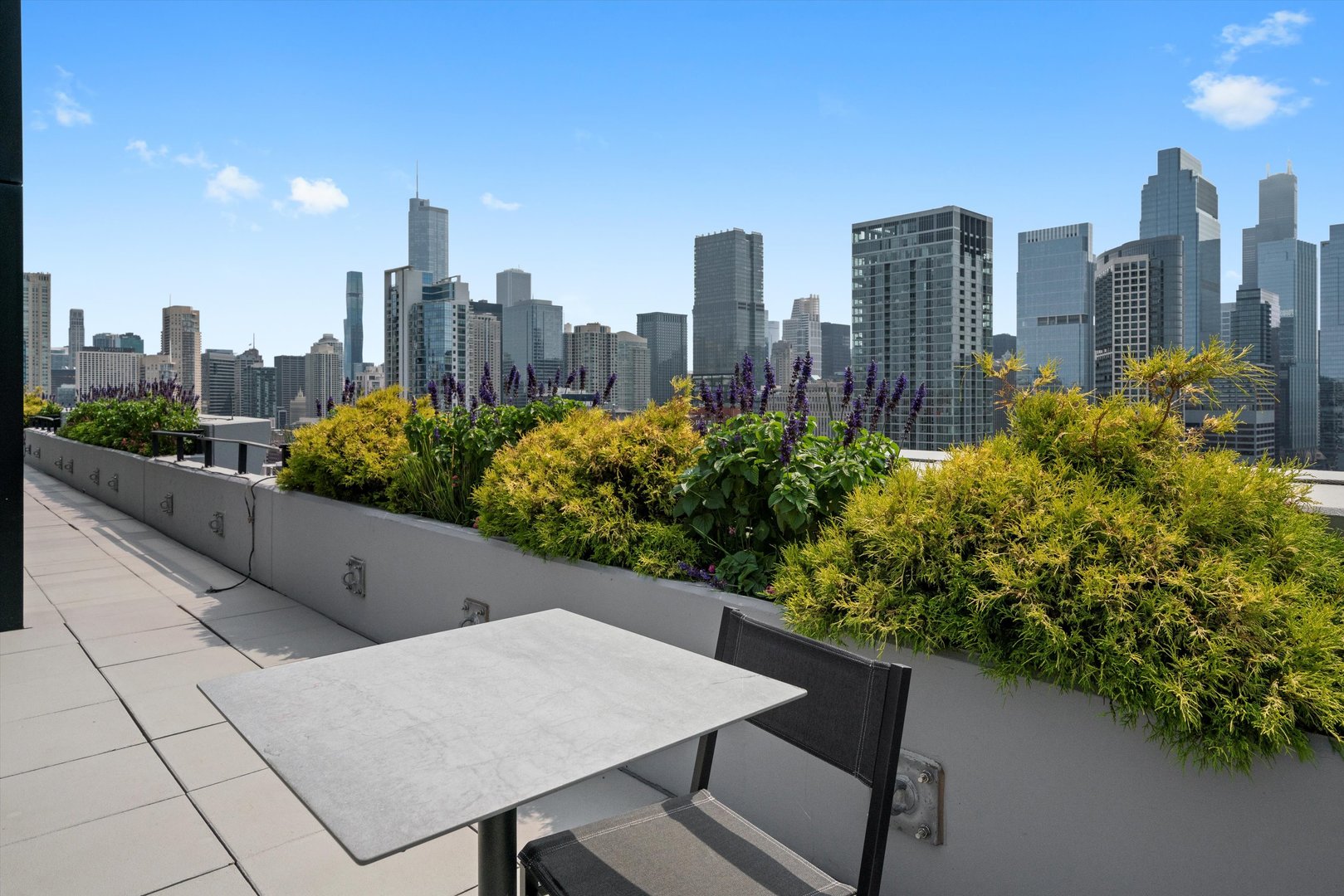 435 W Erie Street Unit: 1103