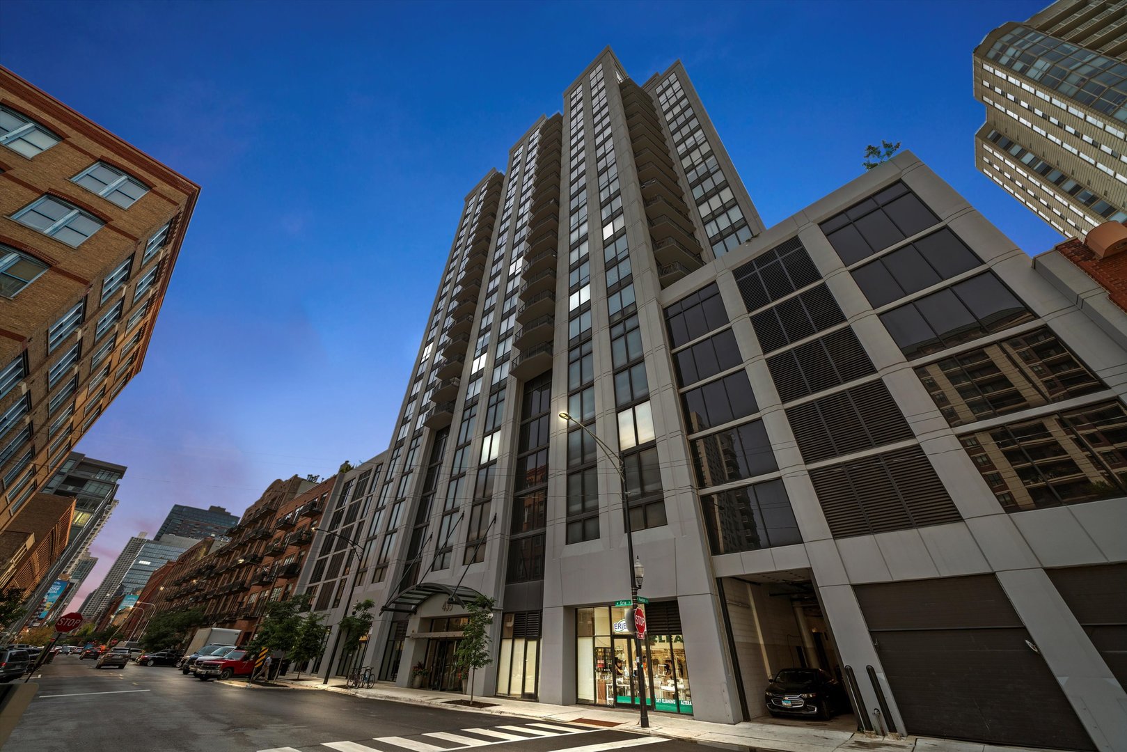 435 W Erie Street Unit: 1103