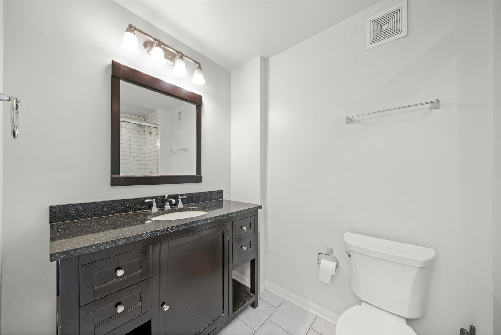 435 W Erie Street Unit: 1103