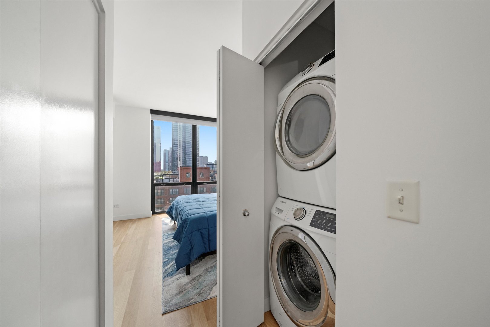 435 W Erie Street Unit: 1103