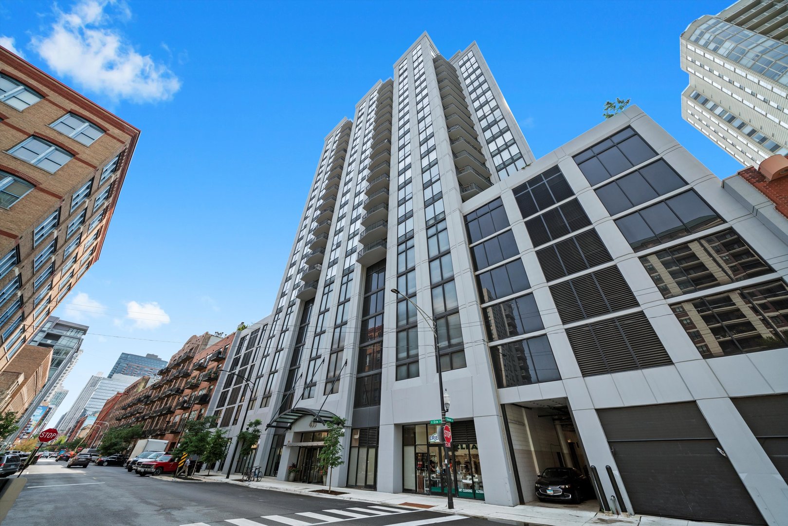 435 W Erie Street Unit: 1103