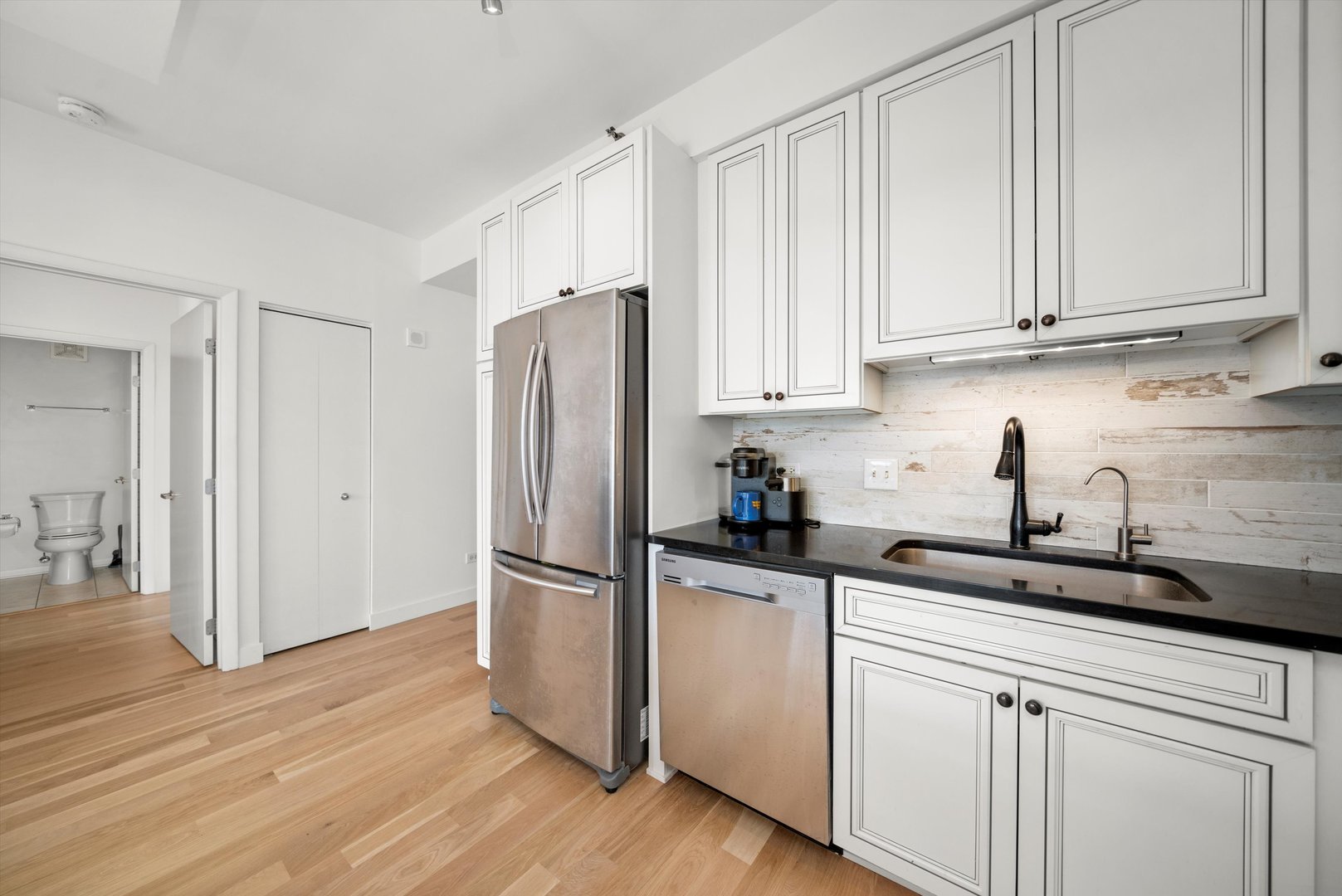 435 W Erie Street Unit: 1103