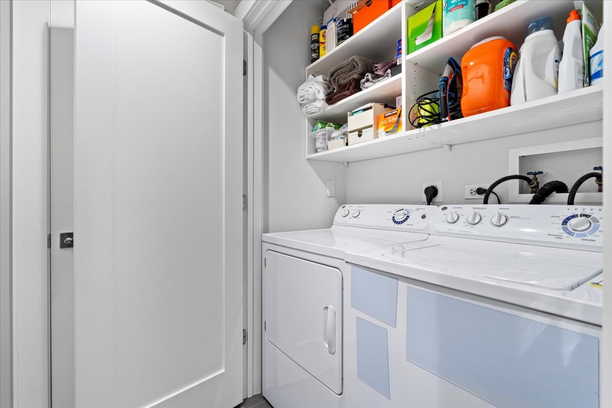 57 E Delaware Place Unit: 3404