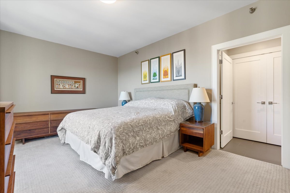 57 E Delaware Place Unit: 3404