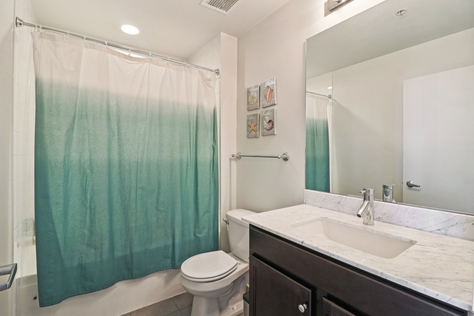 1901 S Calumet Avenue Unit: 2306