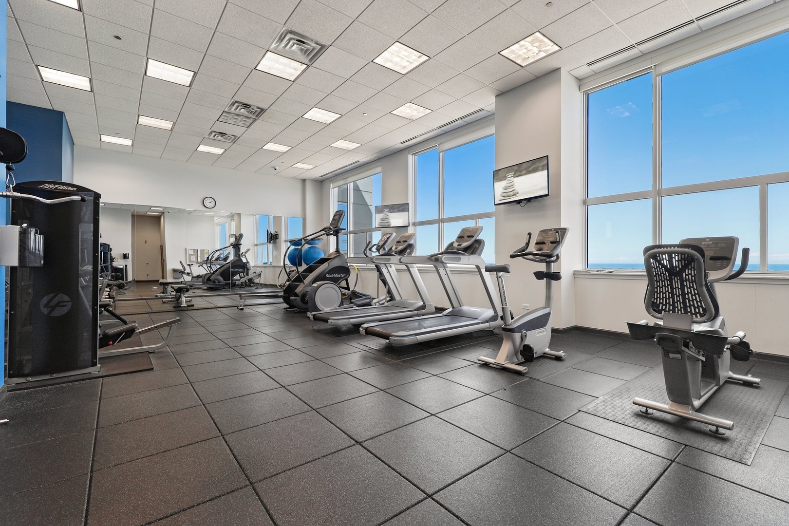 1901 S Calumet Avenue Unit: 2306