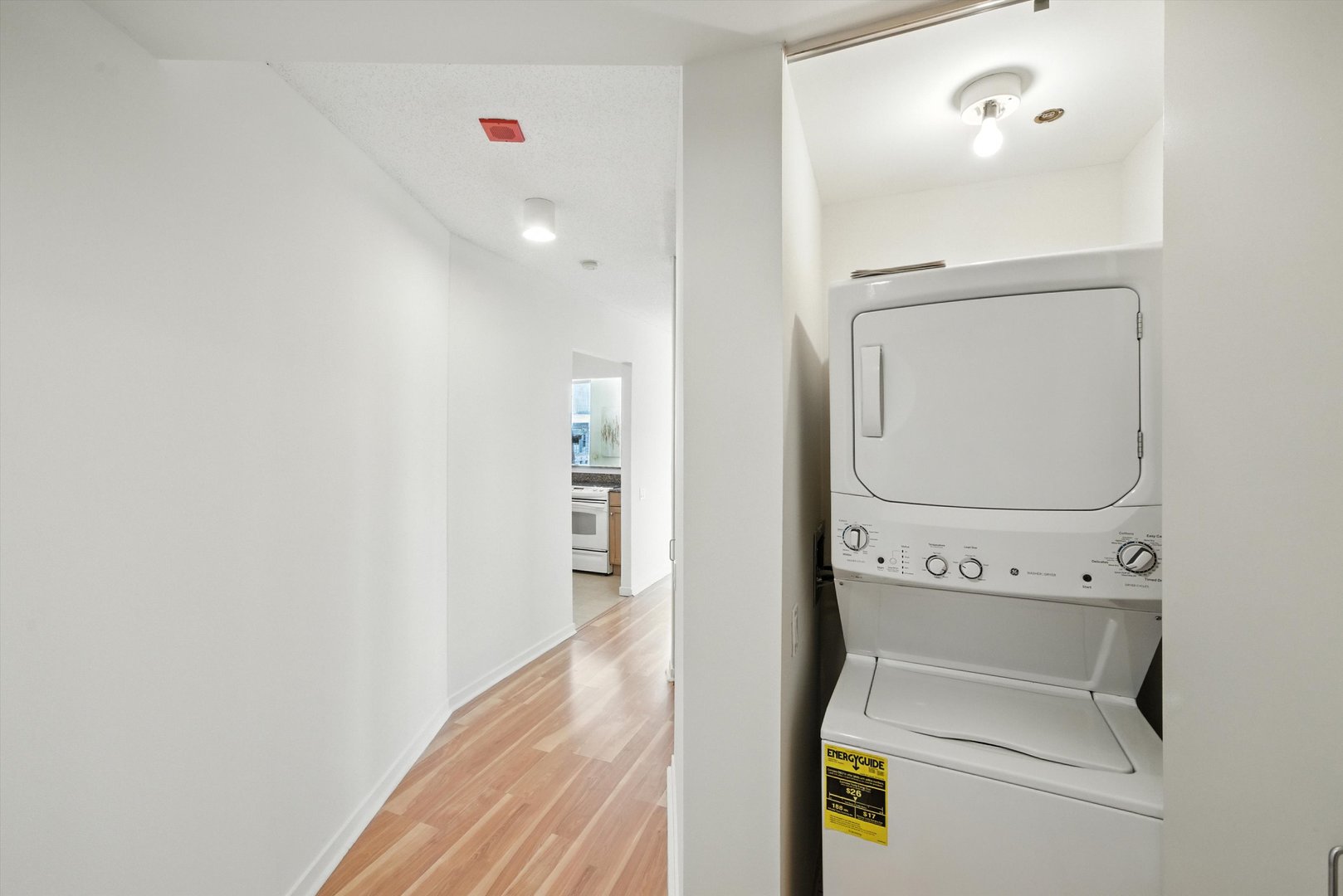 400 N La Salle Drive Unit: 2908
