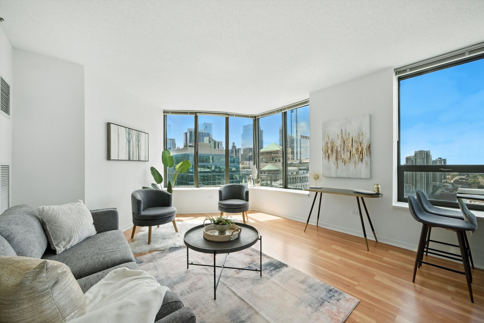 400 N La Salle Drive Unit: 2908