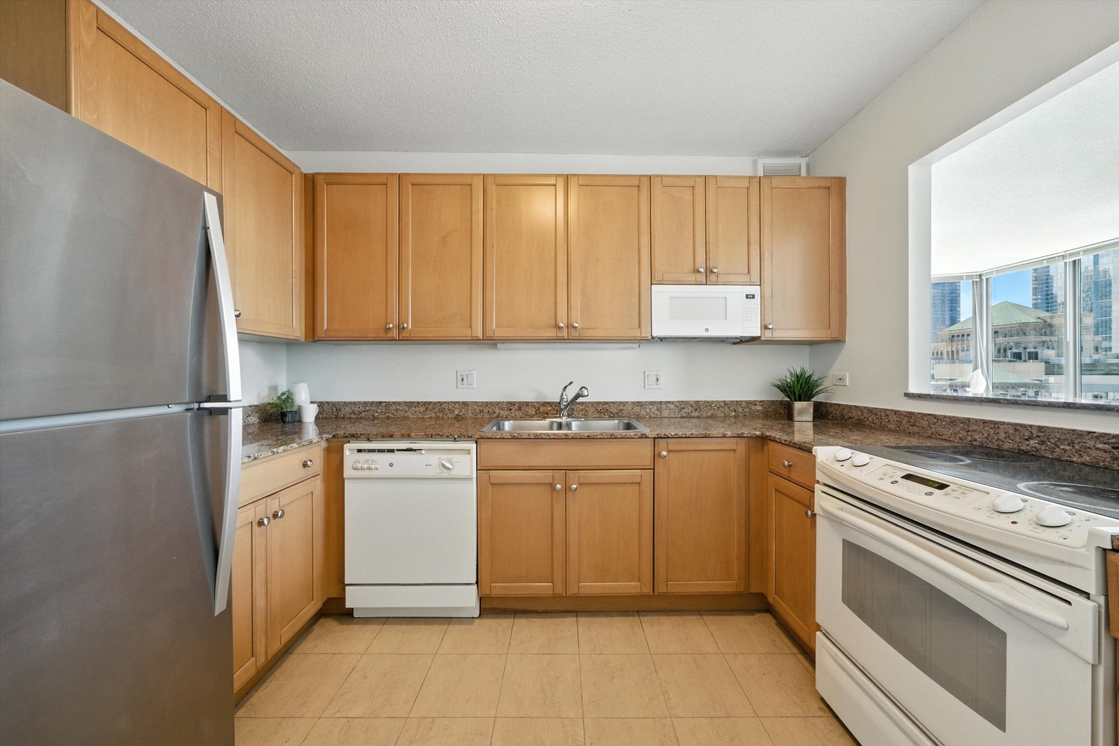 400 N La Salle Drive Unit: 2908