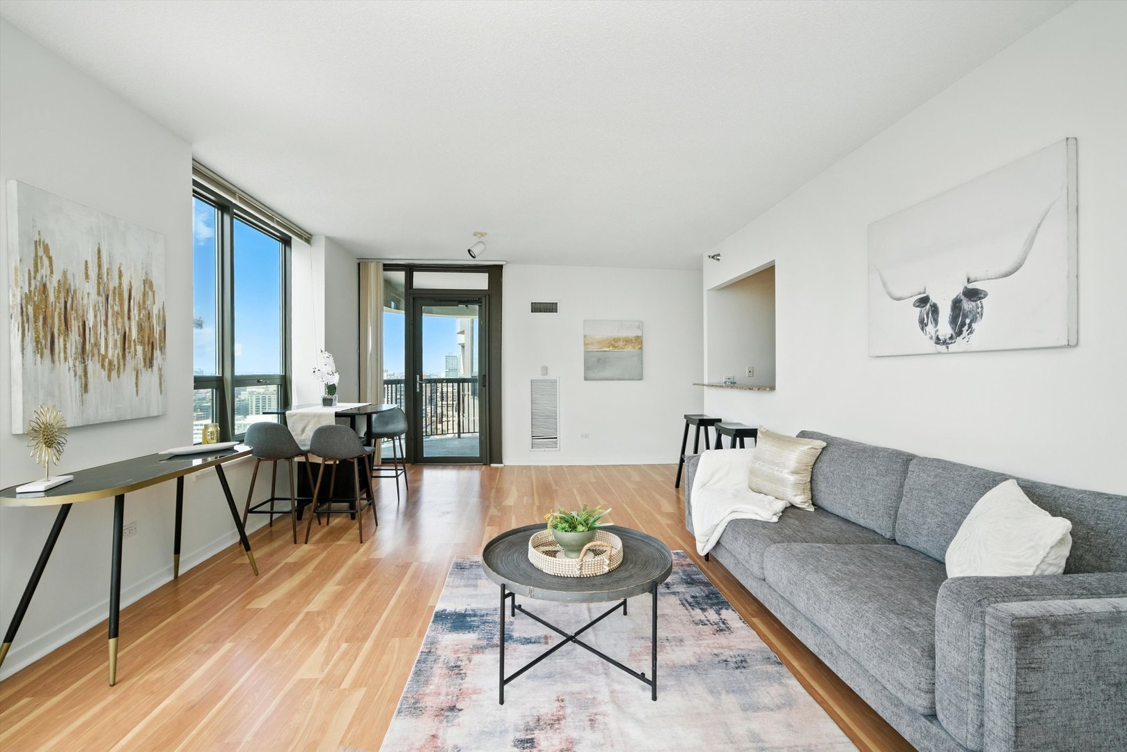 400 N La Salle Drive Unit: 2908