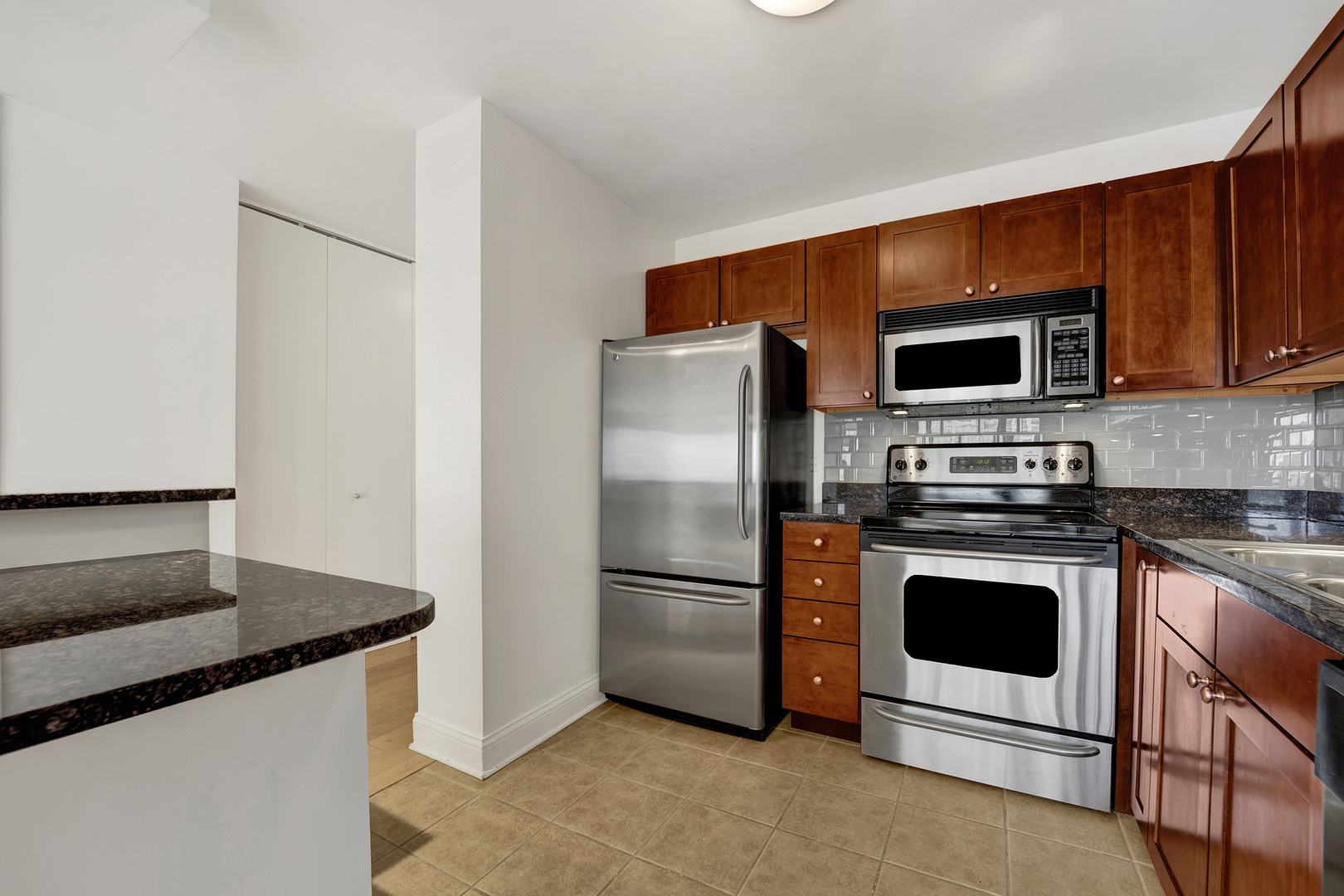 30 E Huron Street Unit: 4110